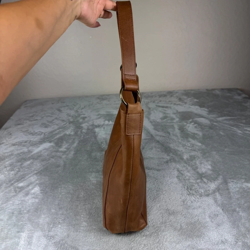 Able leather hobo